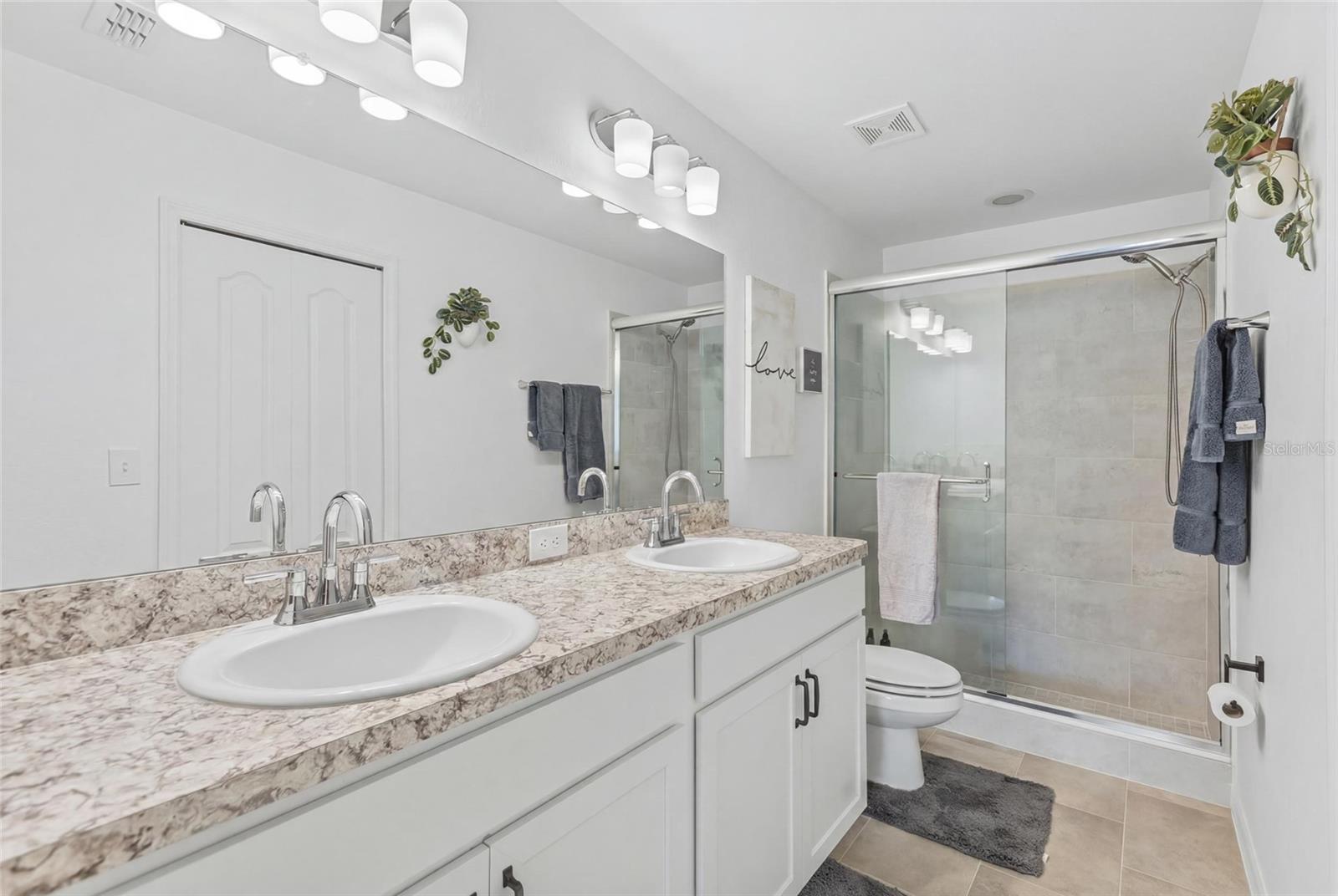 VILLAGE/GRESHAM FARMS - Residential