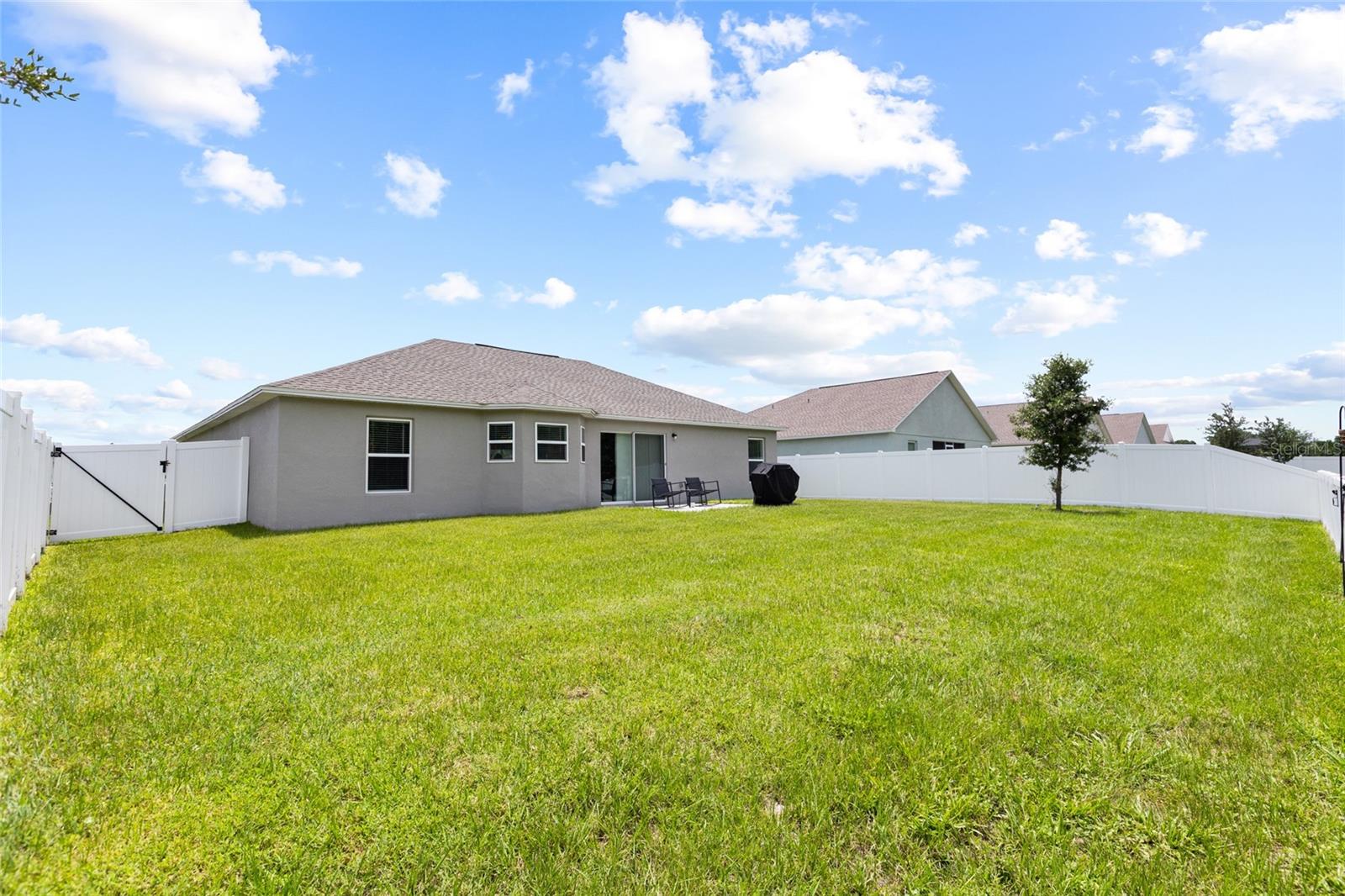 VILLAGE/GRESHAM FARMS - Residential