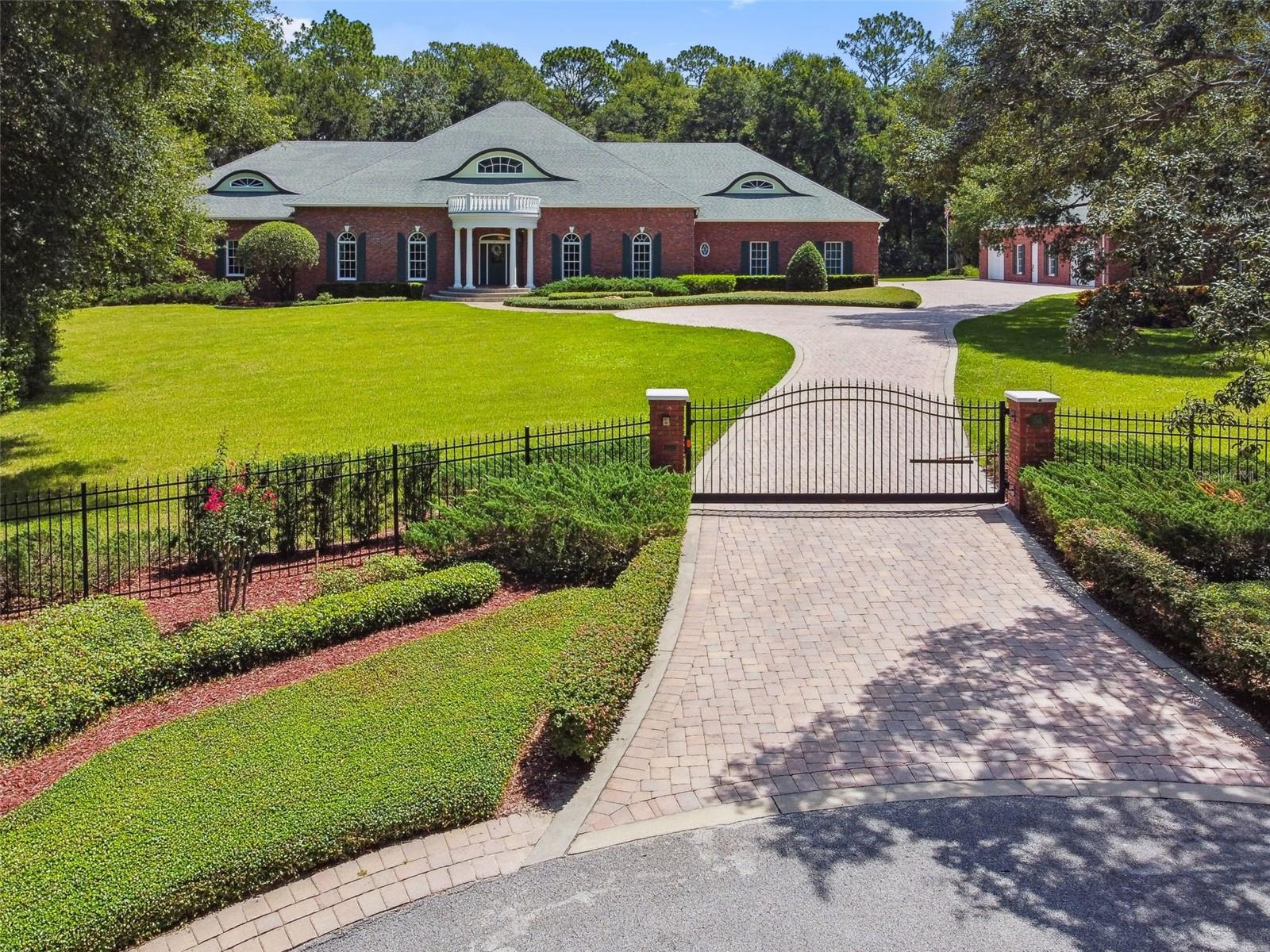 TAYLOR WOODS - Residential