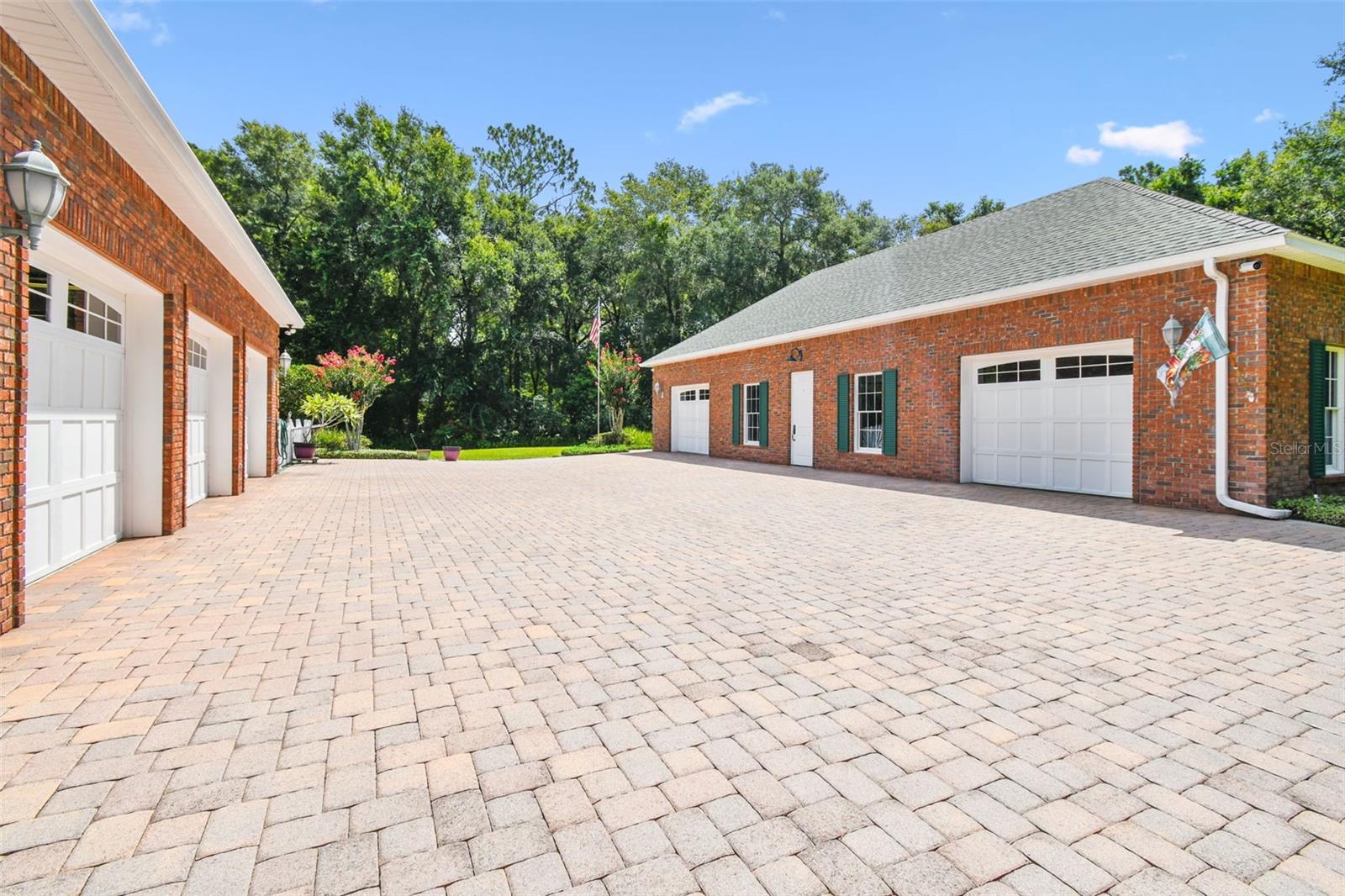 TAYLOR WOODS - Residential