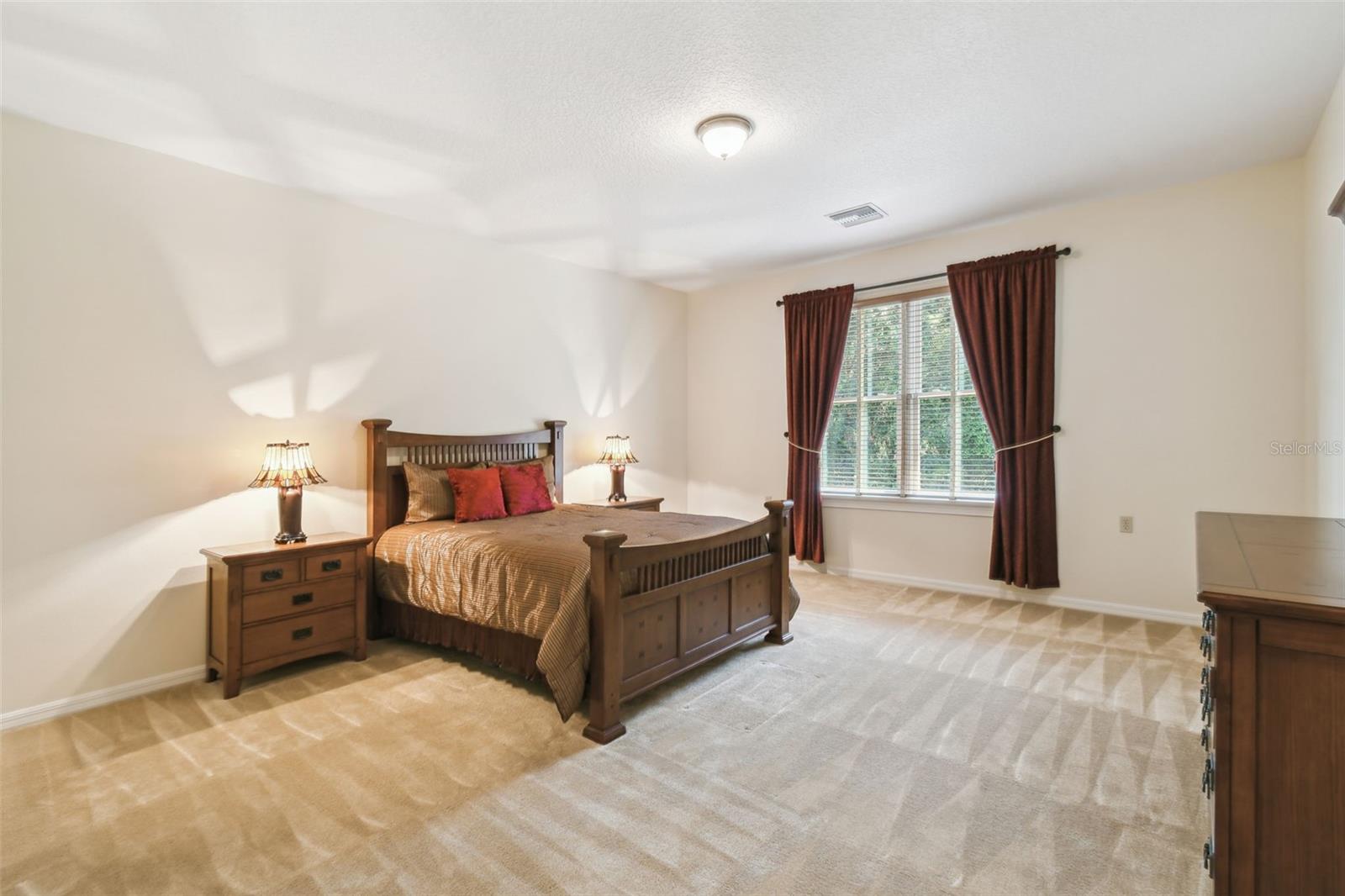 TAYLOR WOODS - Residential