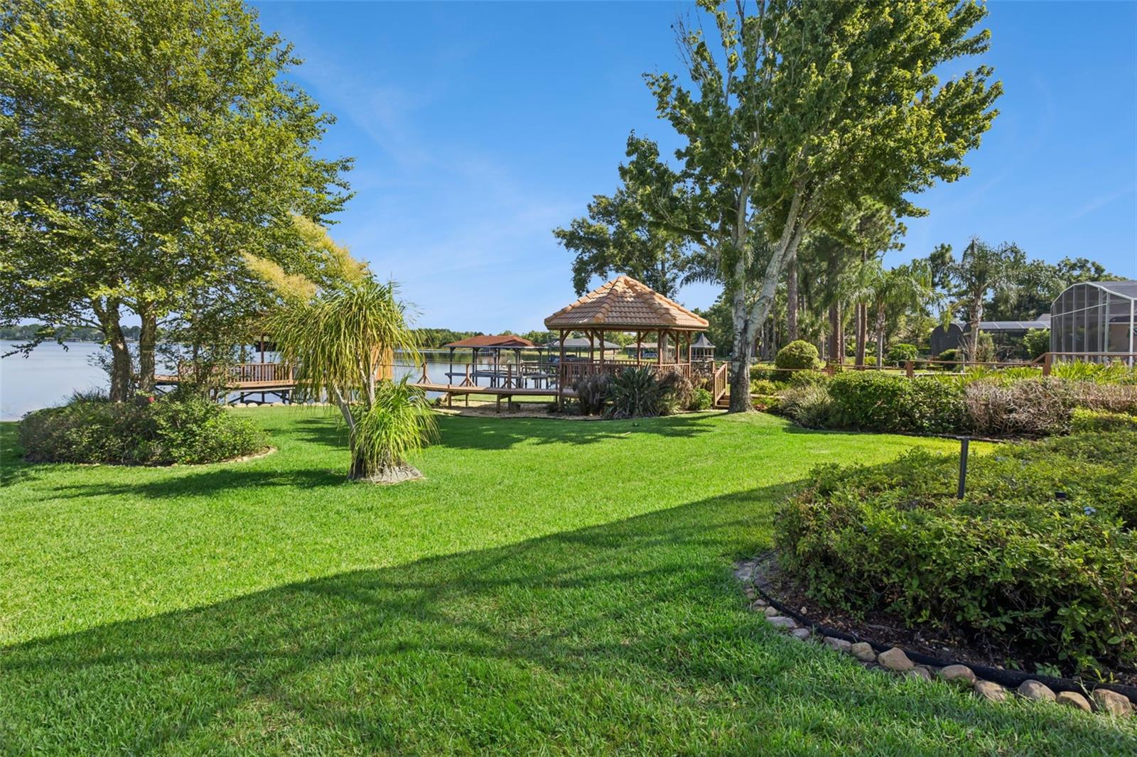 THE COUNTRY CLUB OF MOUNT DORA - Residential
