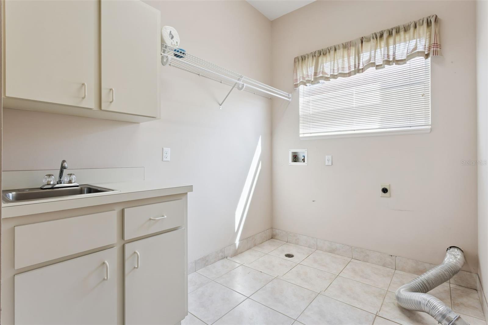 THE COUNTRY CLUB OF MOUNT DORA - Residential