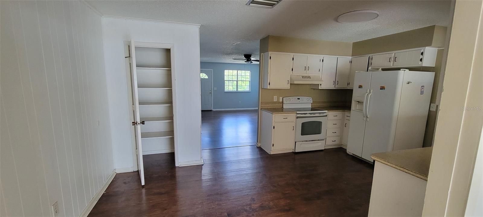 DELTONA LAKES UNIT 08 - Residential