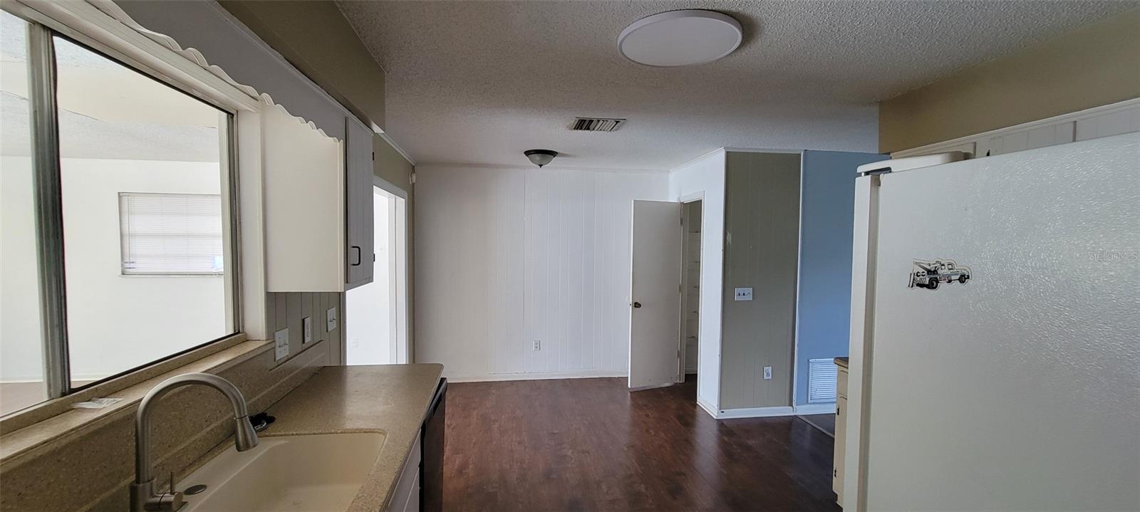 DELTONA LAKES UNIT 08 - Residential