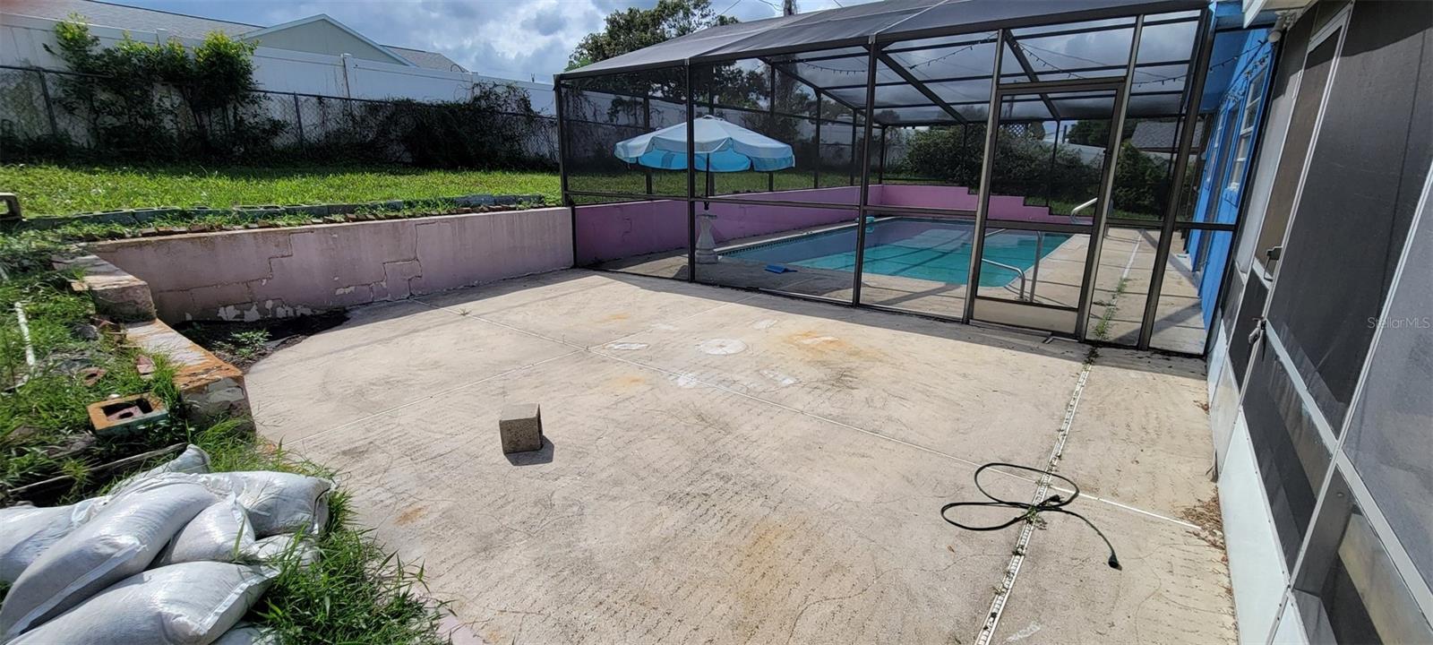 DELTONA LAKES UNIT 08 - Residential