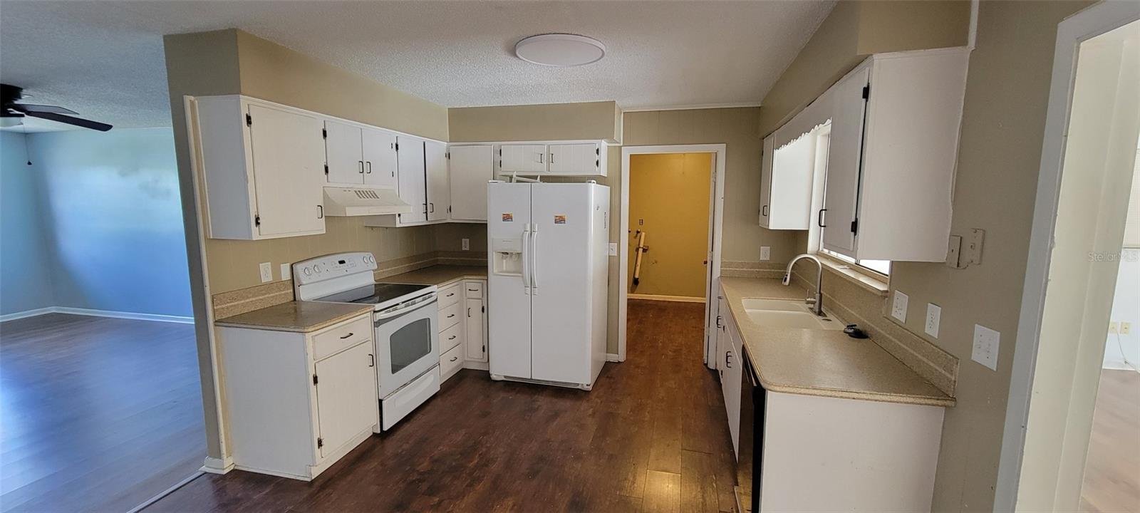 DELTONA LAKES UNIT 08 - Residential