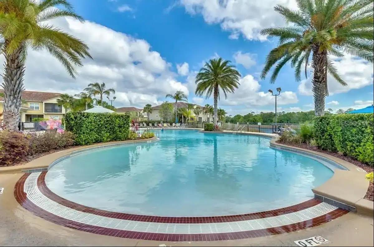 OAKWATER - Residential
