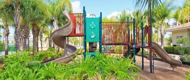 OAKWATER - Residential