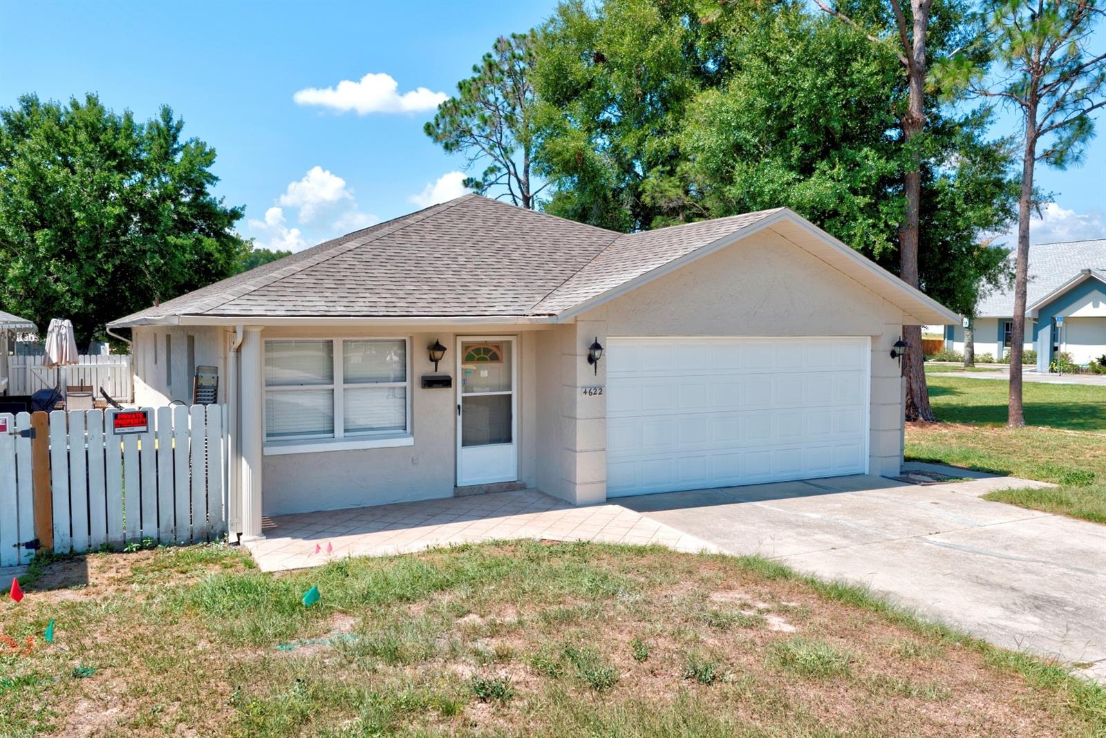 SILVER OAKS VILLAS APT 5 - Residential