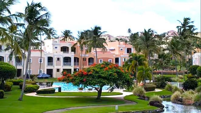 FAIRWAY COURTS - Residential