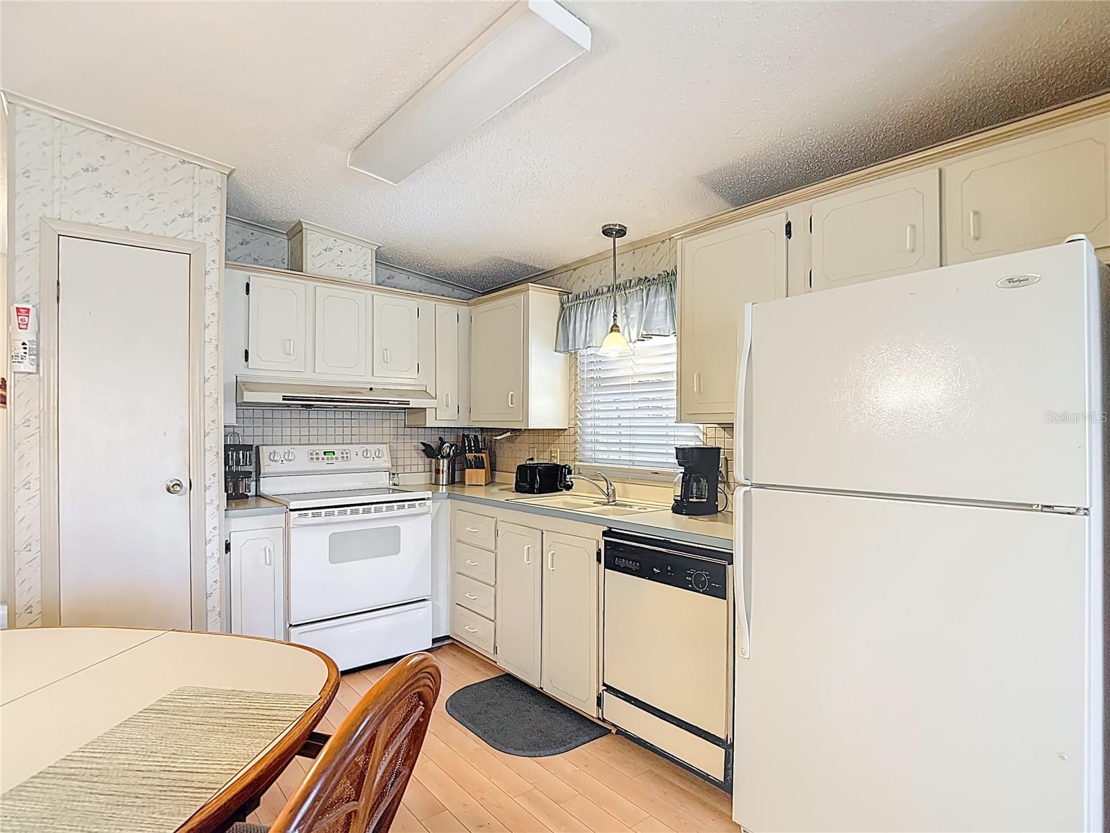 LAKE MARINETTE MOBILE HOME PARK - Residential
