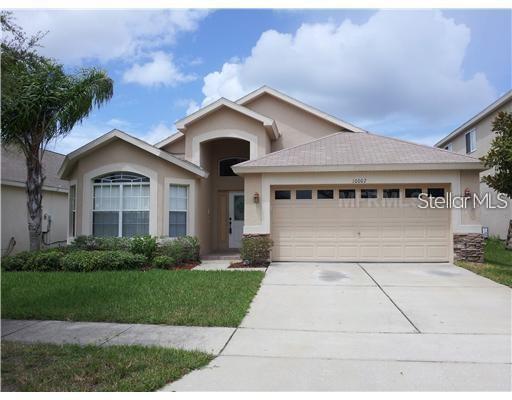 Location!! Come and check out this beautiful, spacious home in move-in condition! It boasts a nice open floor plan with a formal living and dining area, a large family room with sliding glass doors leading to the covered lanai, and a big fenced backyard, perfect for entertaining. The beautiful kitchen is equipped with 42" cabinets, granite countertops, a breakfast bar, an eat-in space, a walk-in pantry, and the large master bedroom includes double vanities, a garden tub, and a walk-in shower. All the rooms are generously sized and come with ceiling fans. The home features new luxury vinyl flooring. Additionally, it includes art niches and has high-volume ceilings. An intercom system with music capability is also among this lovely home's features. a new A/C unit. As for the location, it is conveniently close to major highways, schools, Valencia Community College, UCF, Lockheed Martin, and the Waterford Lakes Town Center. The property will be available on August 10