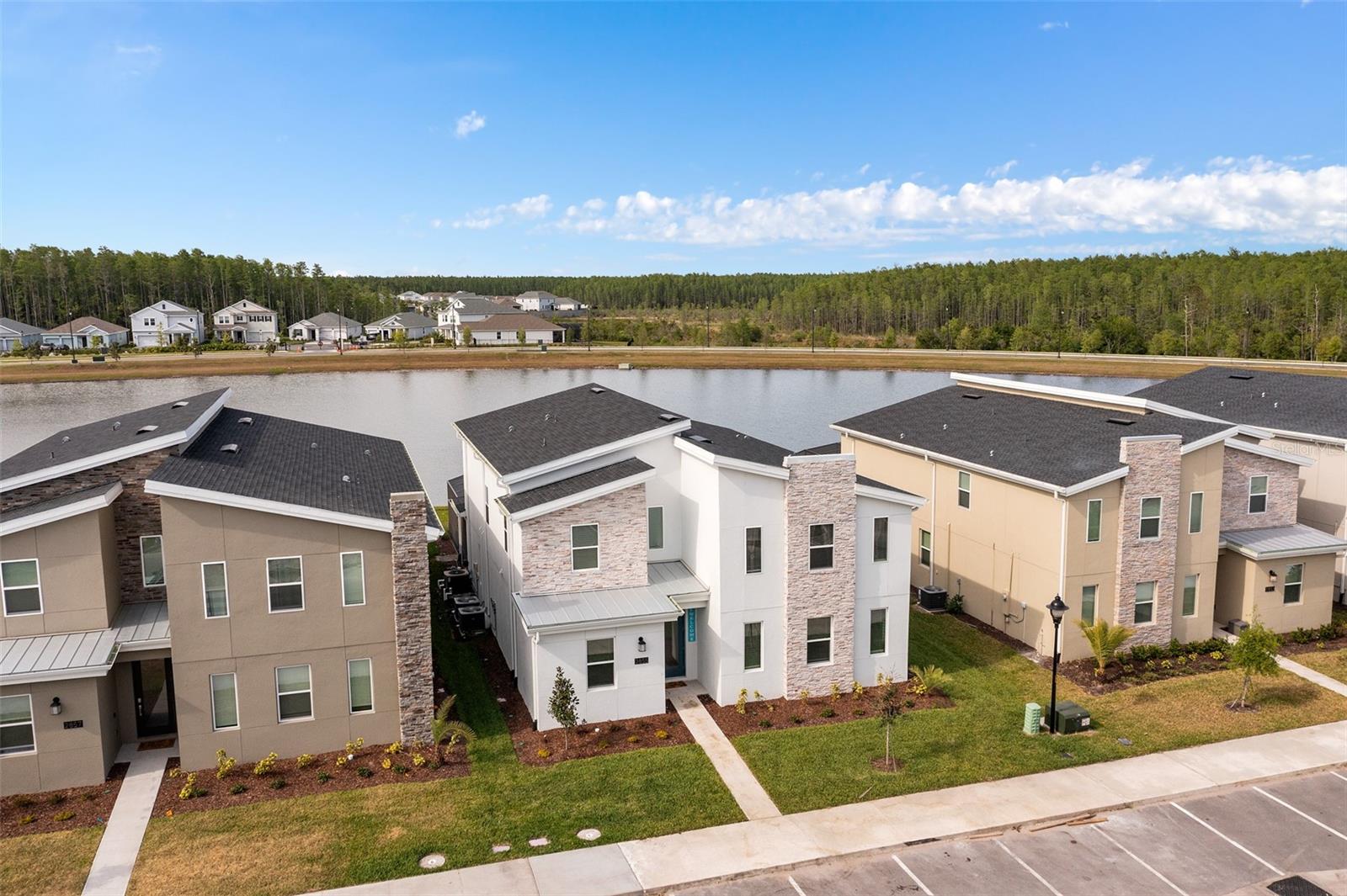 COVE AT STOREY LAKE II - Residential