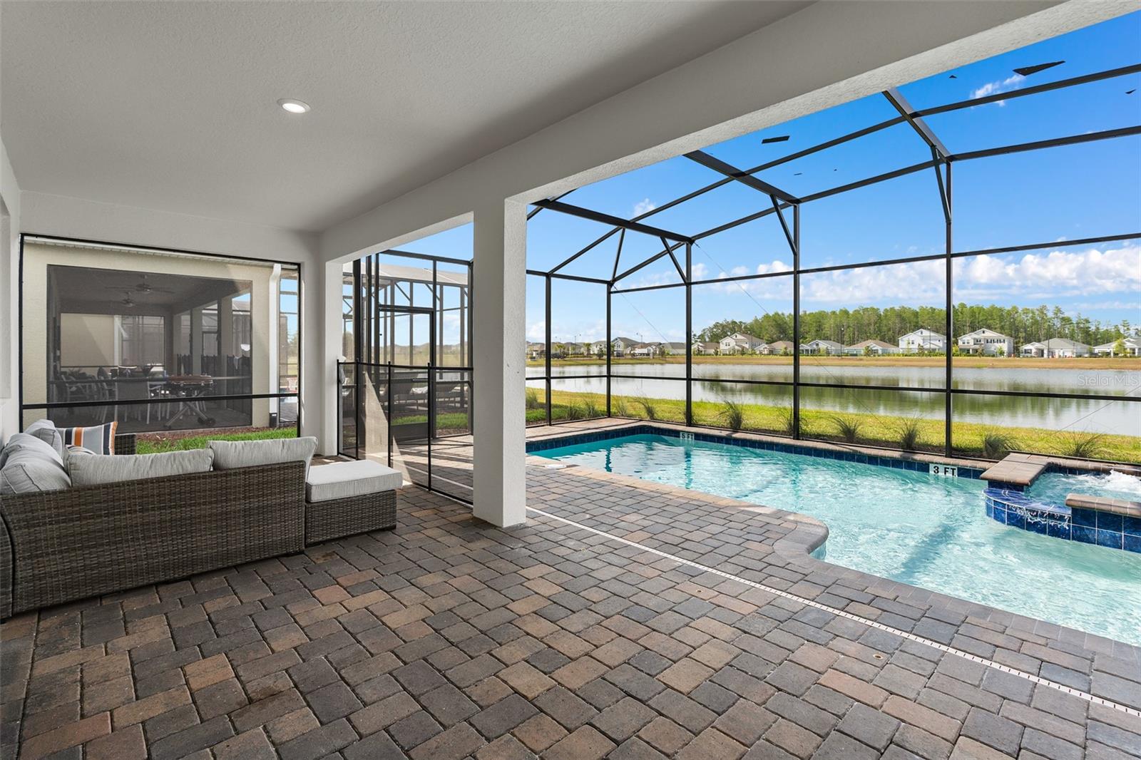COVE AT STOREY LAKE II - Residential
