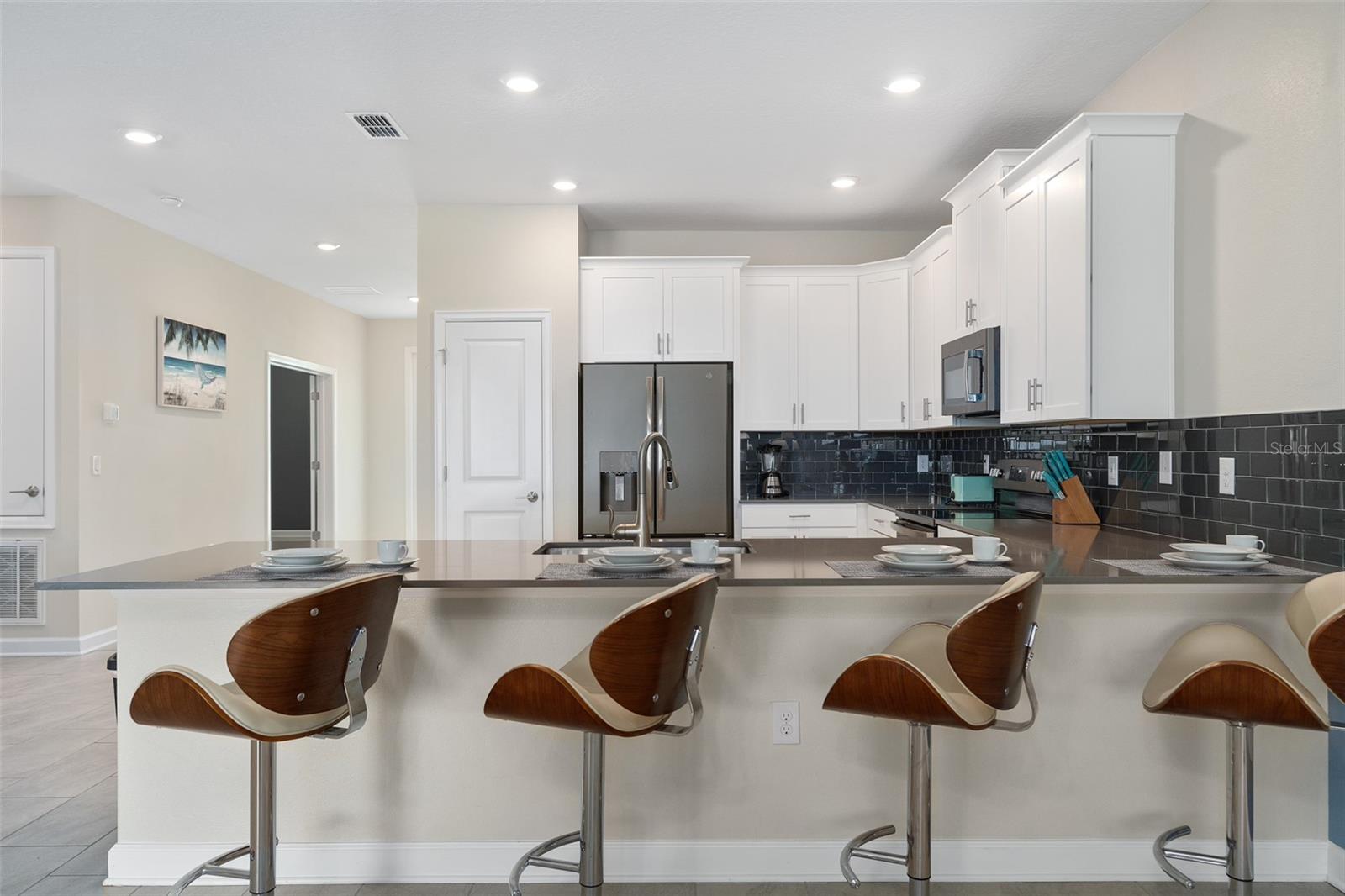 COVE AT STOREY LAKE II - Residential