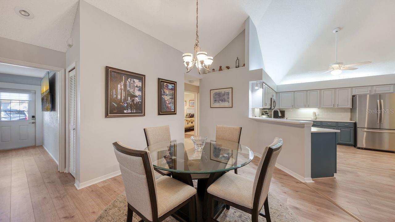 CALUMET AT CENTERGATE 1 - Residential