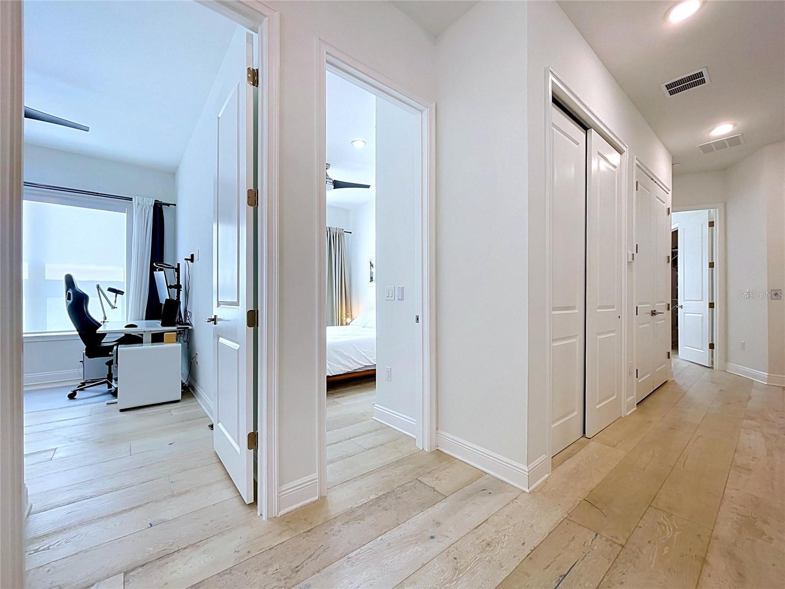 ROLAND STREET TWNHMS - Residential