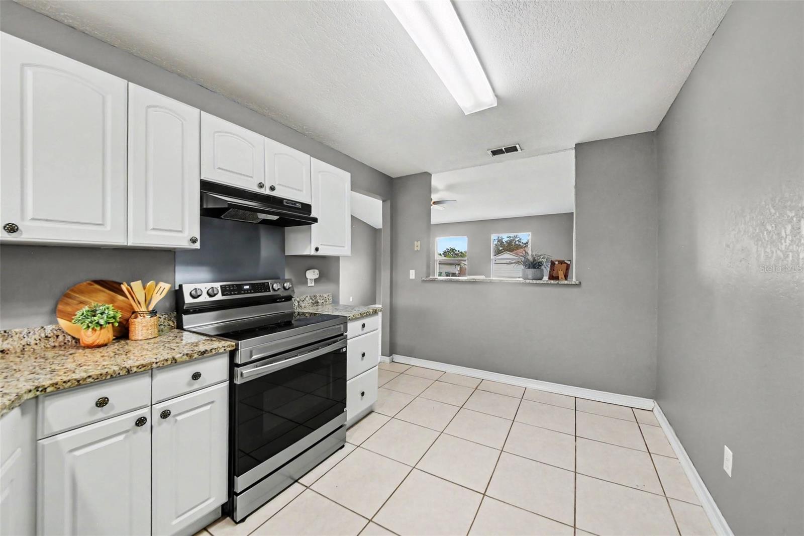 DELTONA LAKES UNIT 32 - Residential