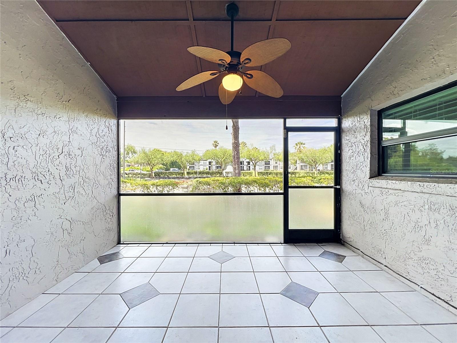 LAKE OF THE WOODS SEC 10 TWNHS - Residential