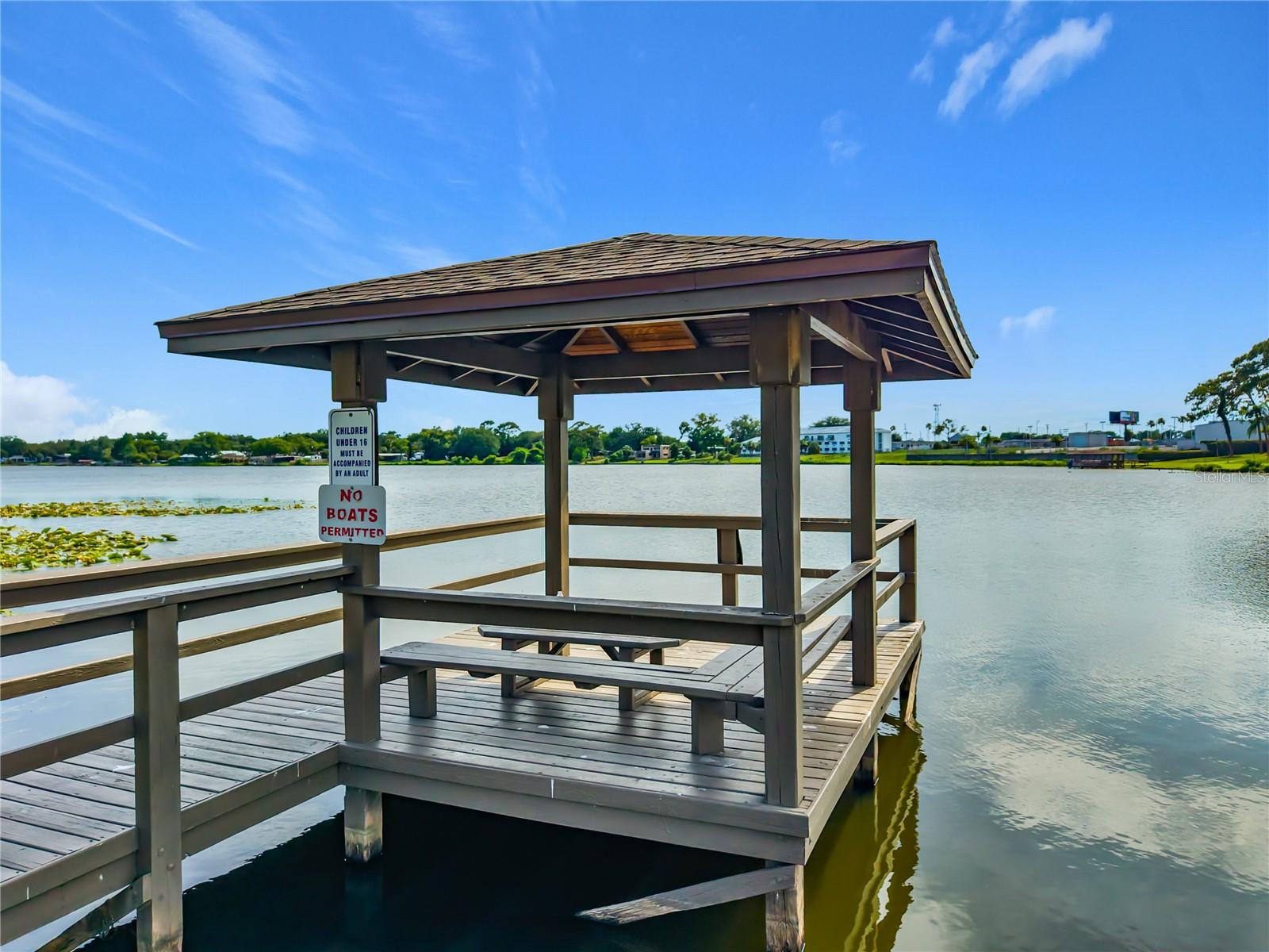 LAKE OF THE WOODS SEC 10 TWNHS - Residential