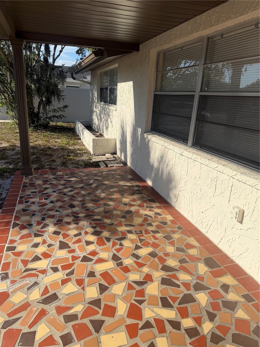EMBASSY HILLS - Residential