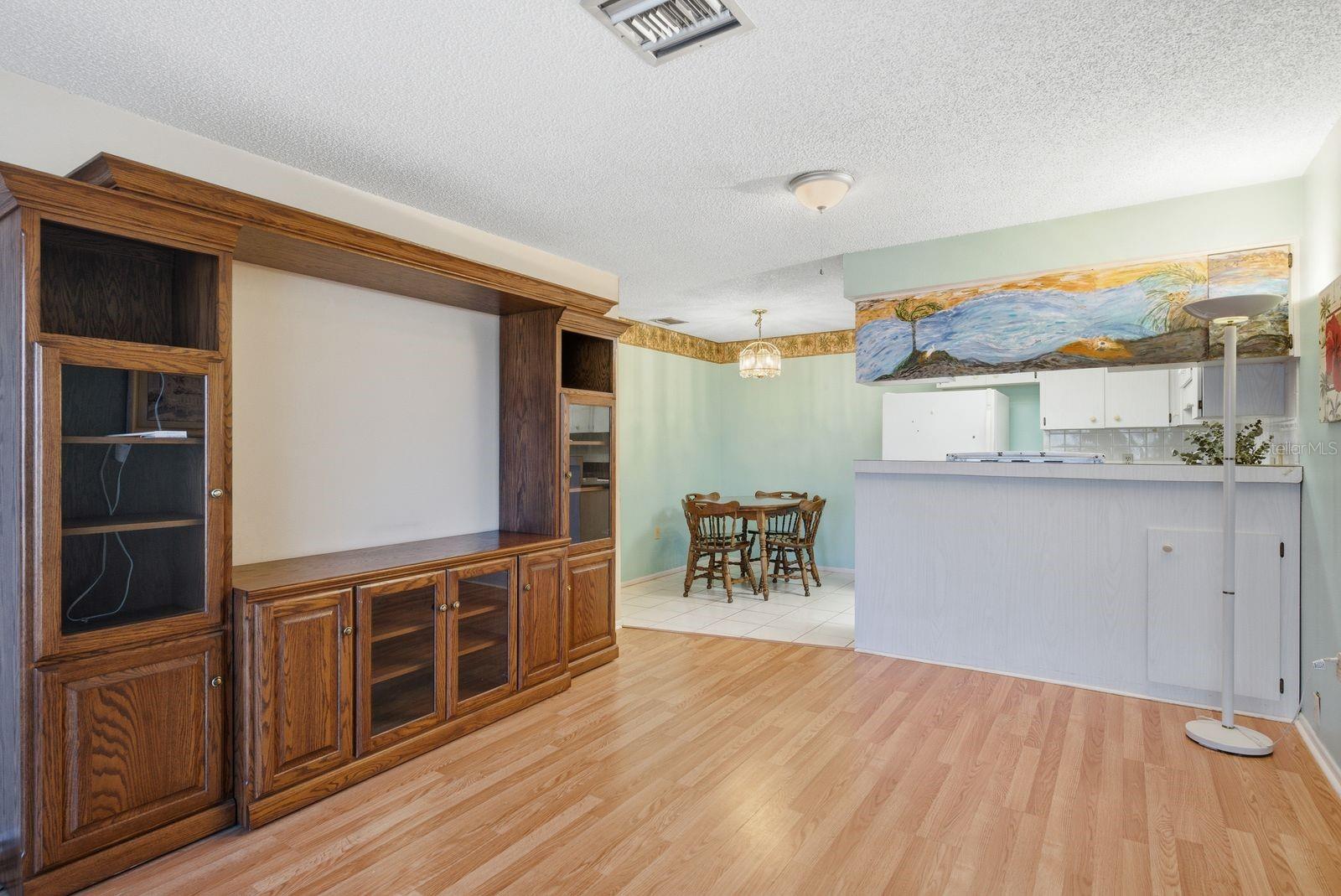 TAHITIAN GARDENS CONDO - Residential