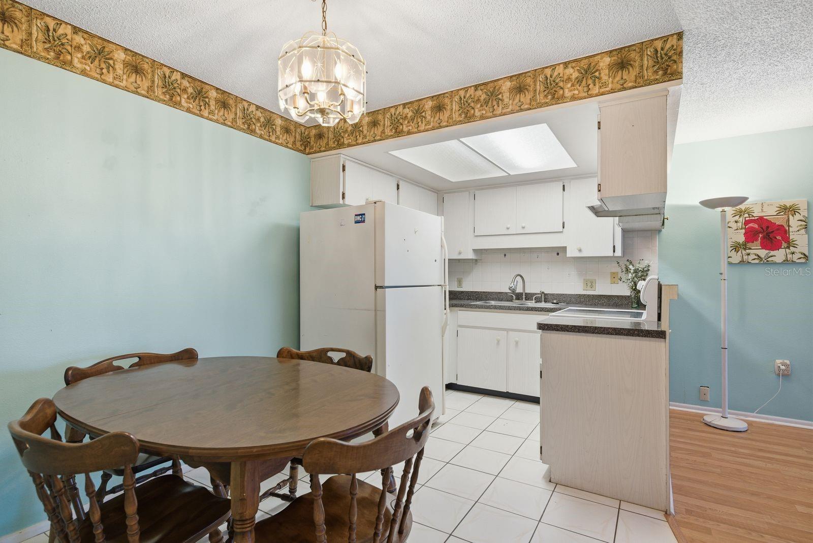 TAHITIAN GARDENS CONDO - Residential