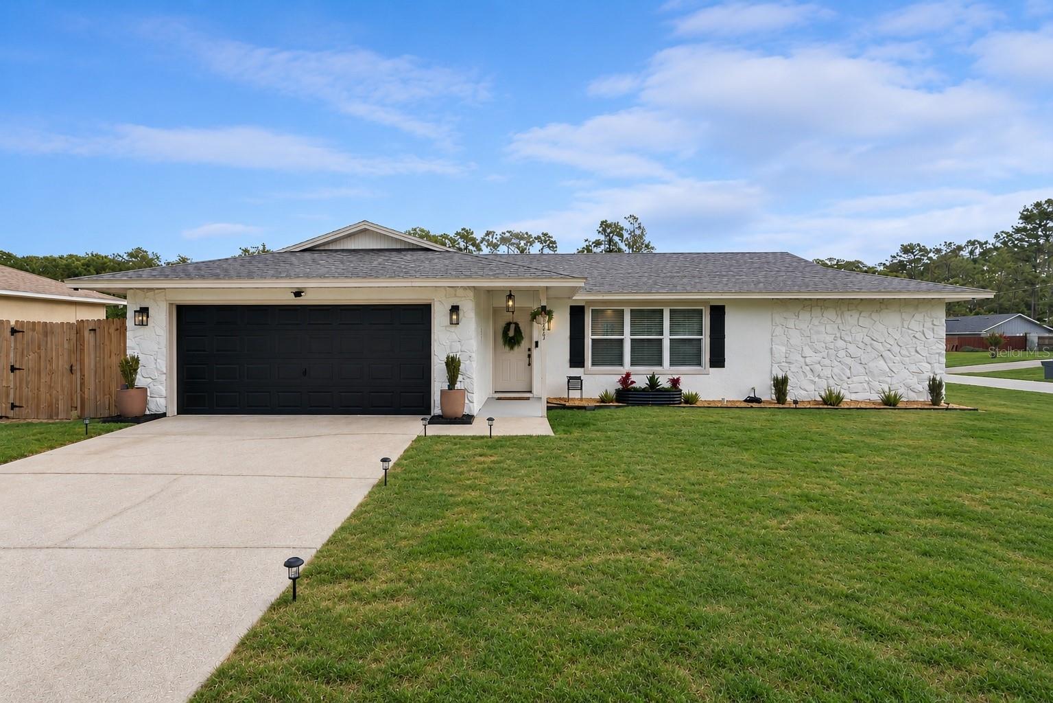 DELTONA LAKES UNIT 35 - Residential