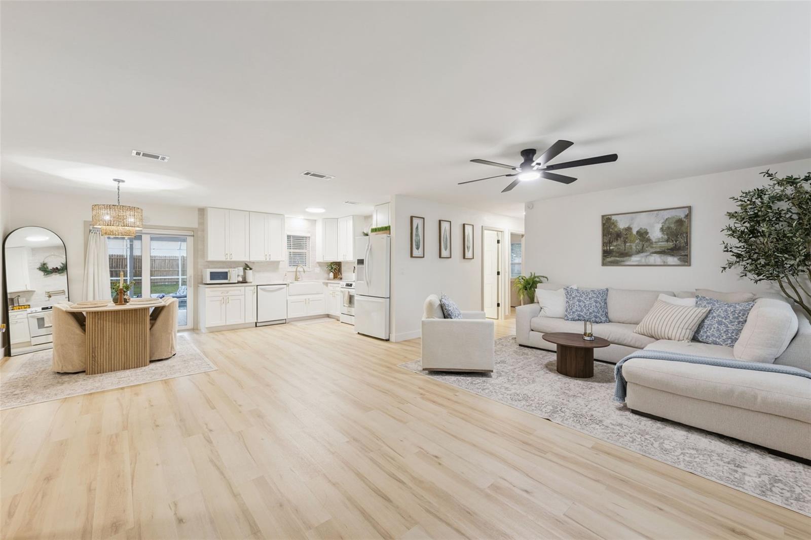 DELTONA LAKES UNIT 35 - Residential