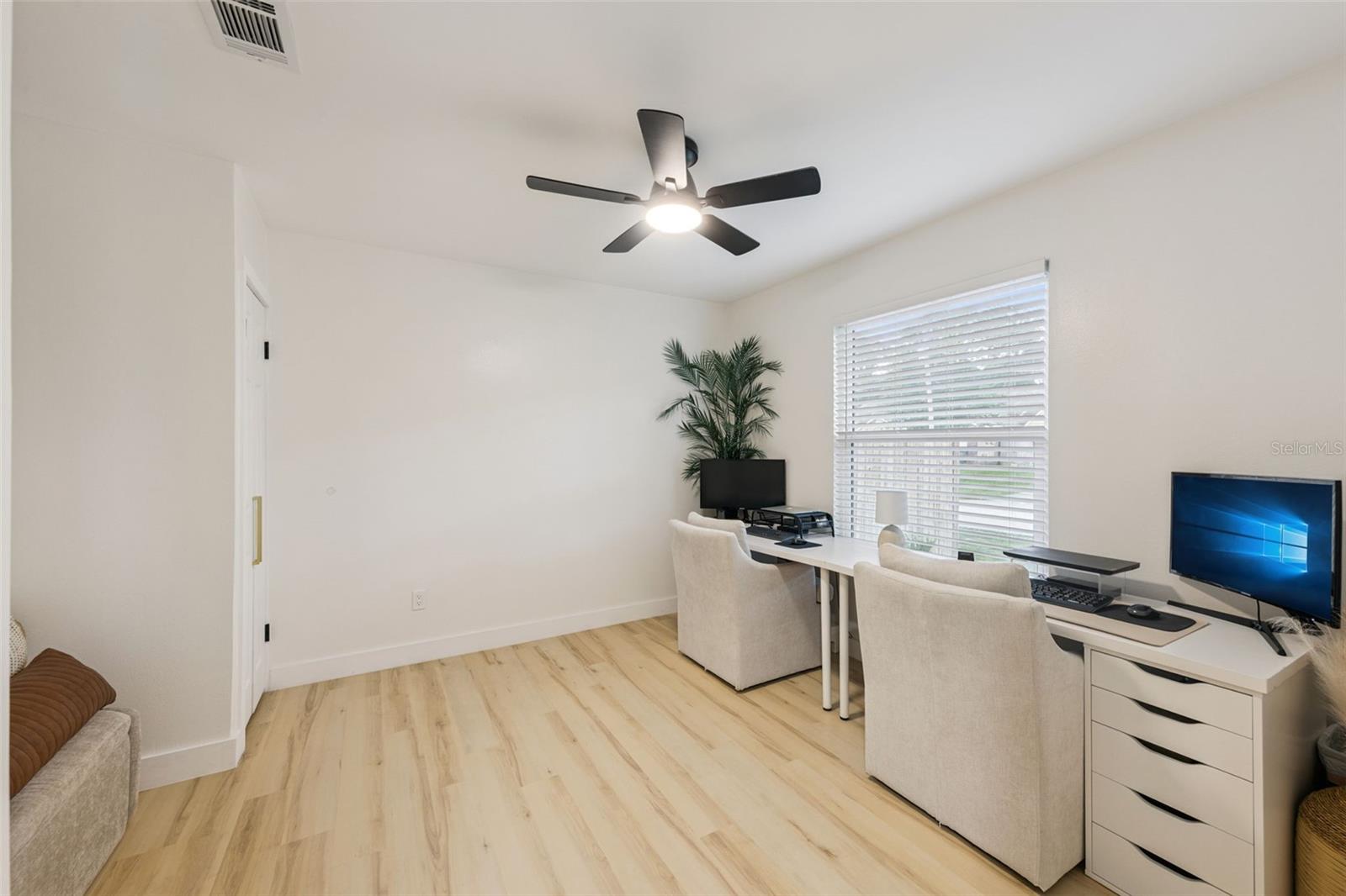 DELTONA LAKES UNIT 35 - Residential
