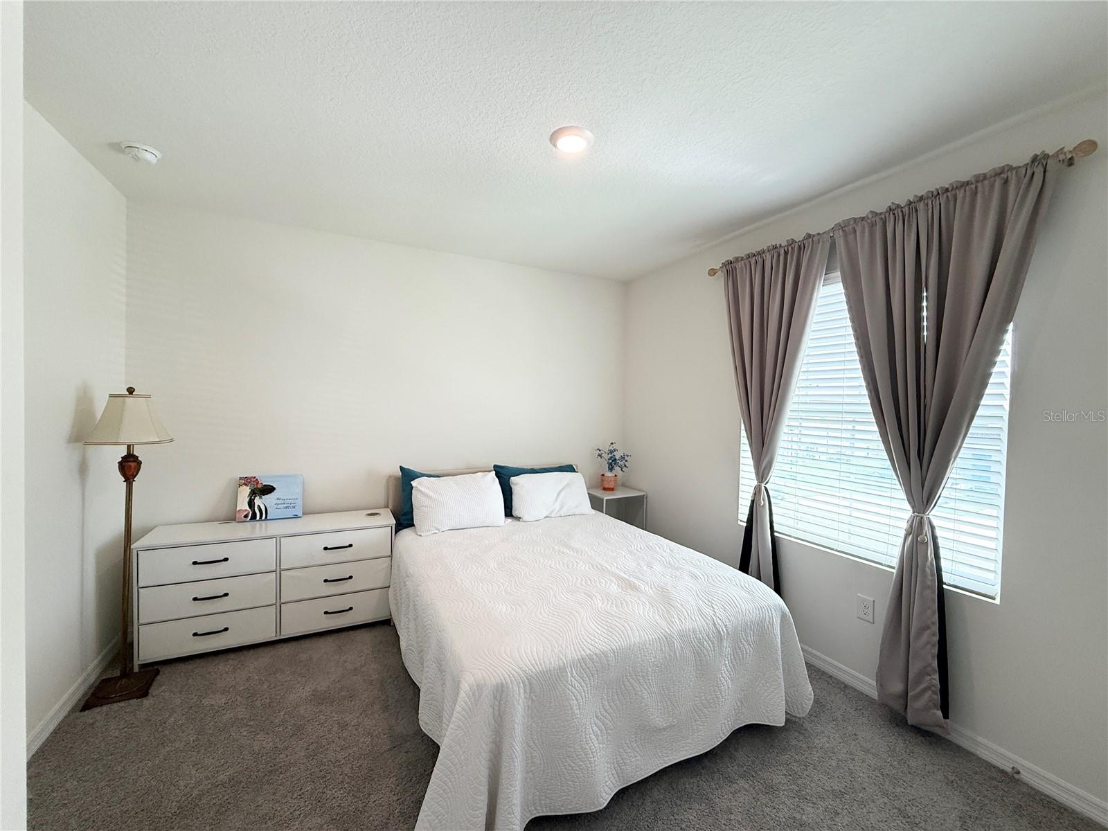 OSCEOLA VILLAGE CENTER PH 2 - Residential