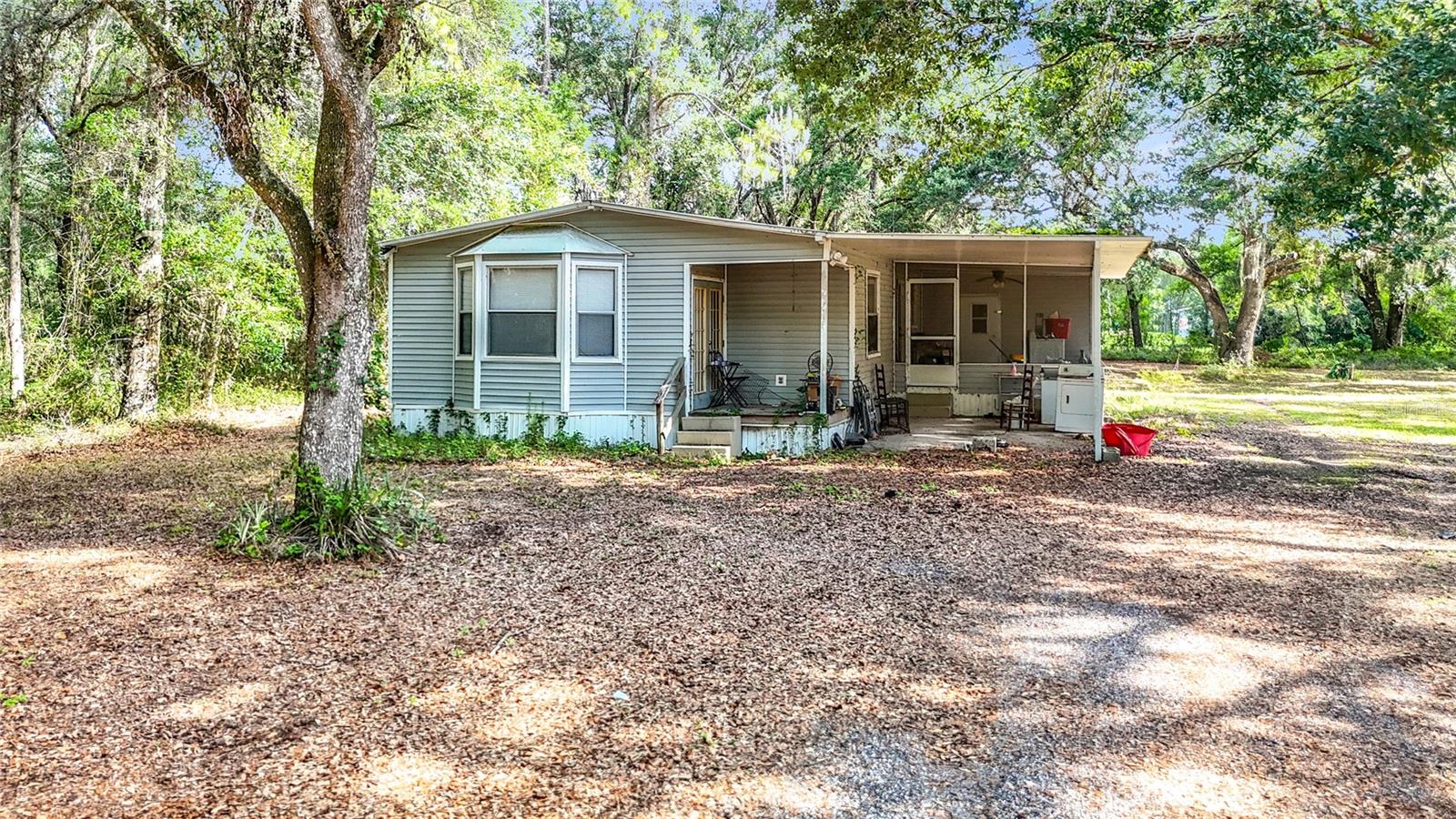 Situated on a peaceful and private .99-acre lot, this property offers an excellent opportunity for investors, builders, or buyers looking to create something new. Surrounded by tranquil scenery and tucked away from the hustle and bustle, this property provided the perfect setting for a future homesite, or investment project. With nearly an acre of land and endless potential, this is a rare chance to own a secluded piece of property in a quiet area. There is an additional parcel for sale TB8513439 parcel 35-26-21-0010-062B0-0000 right next door with 4.01 acres that can be purchased together or separately to make an 5 acres total with both.