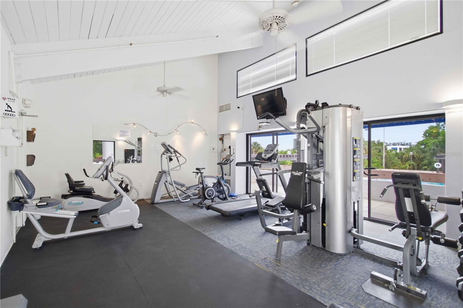 BAYPORT BCH & TEN PH A - Residential