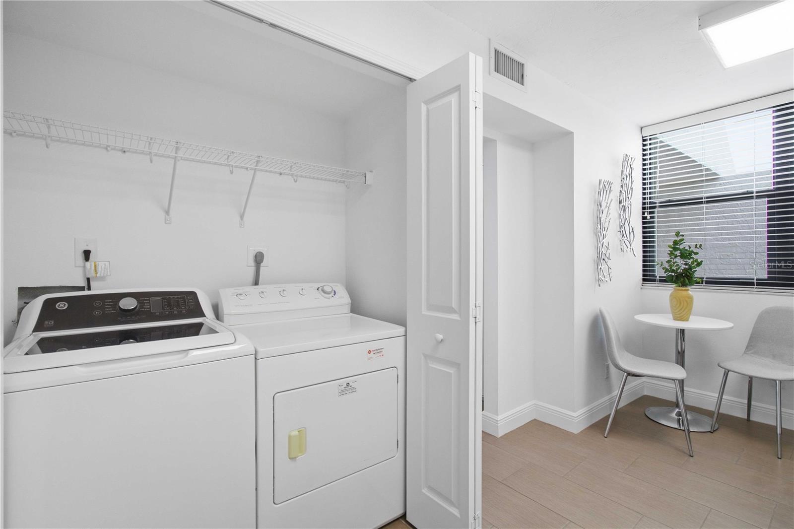 BAYPORT BCH & TEN PH A - Residential