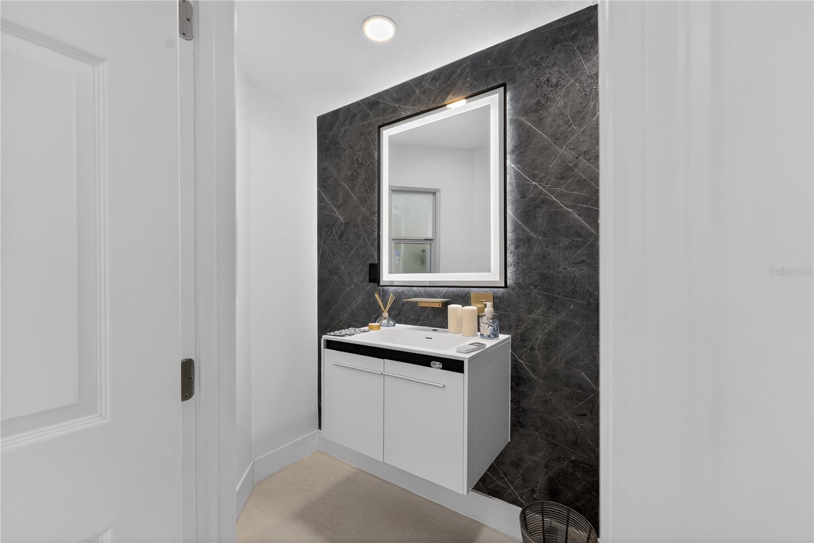 SWEETWATER CLUB UNIT 1 - Residential