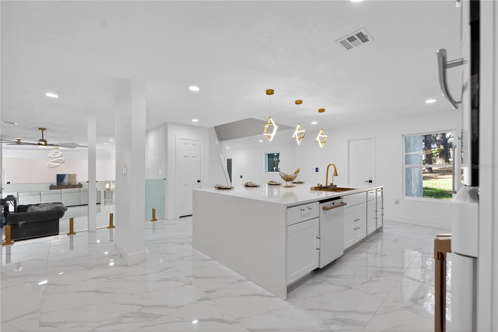 SWEETWATER CLUB UNIT 1 - Residential