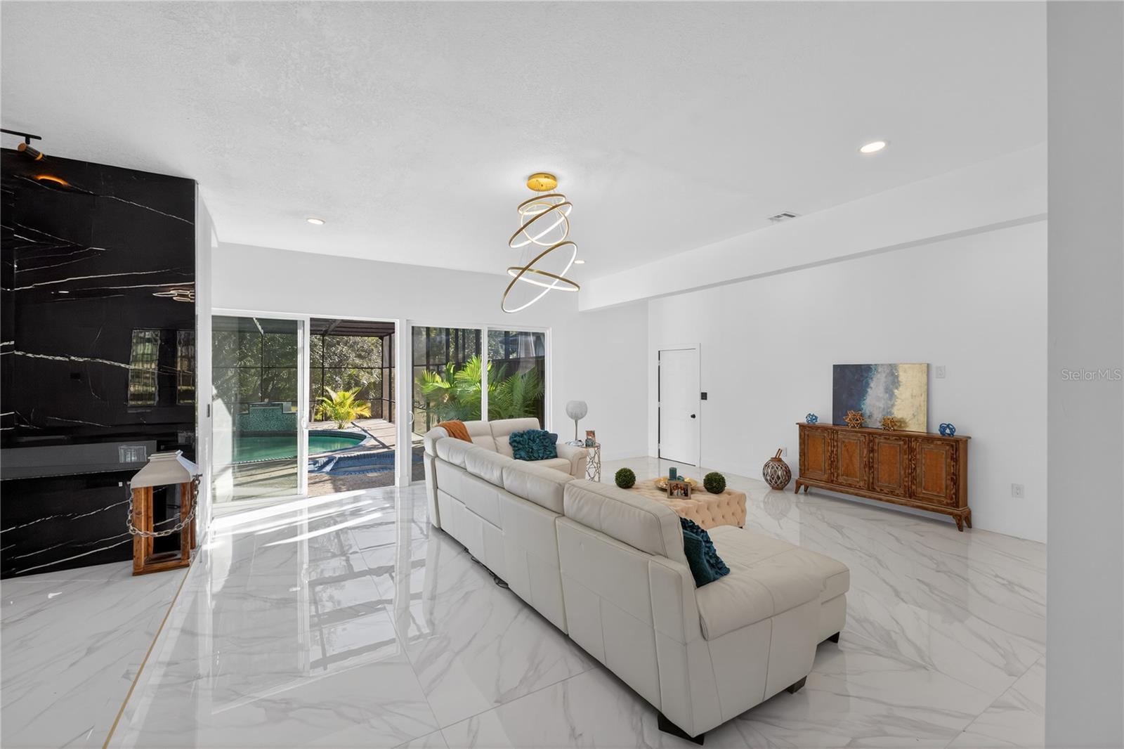 SWEETWATER CLUB UNIT 1 - Residential