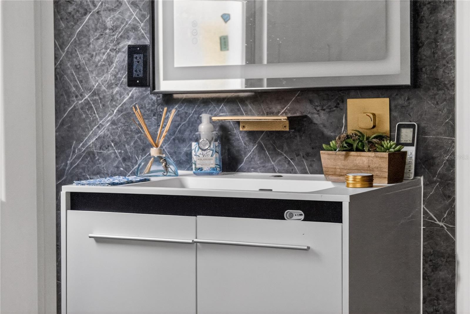 SWEETWATER CLUB UNIT 1 - Residential