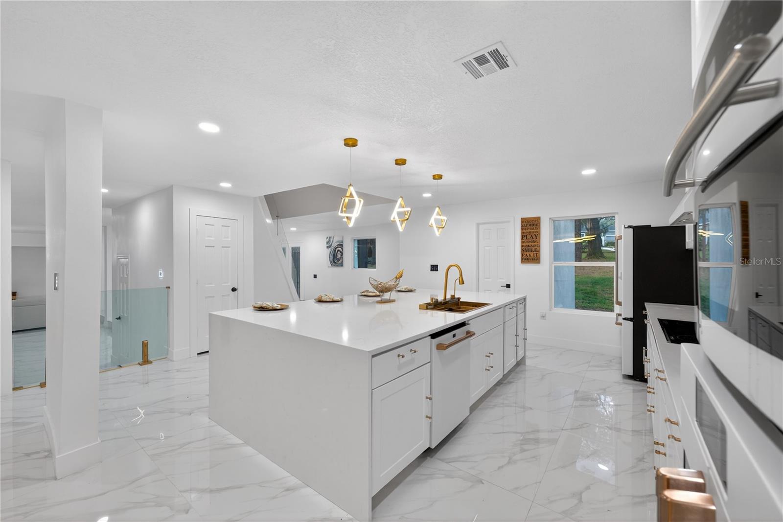 SWEETWATER CLUB UNIT 1 - Residential