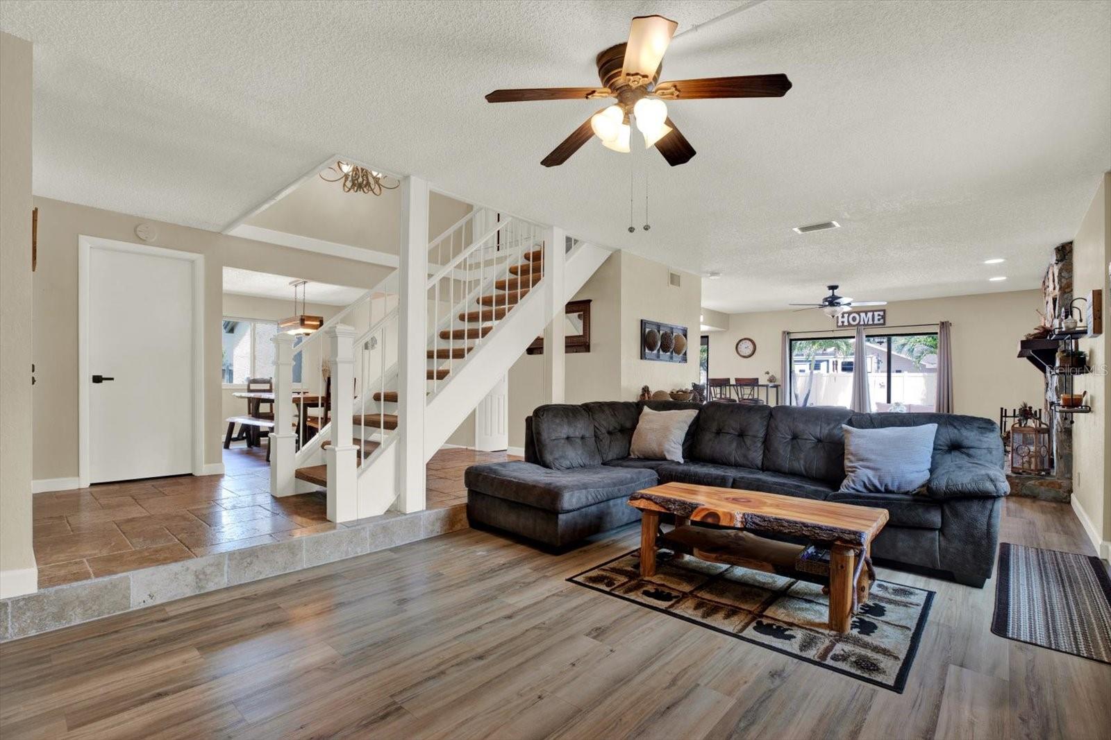 ROSETREE PLACE - Residential