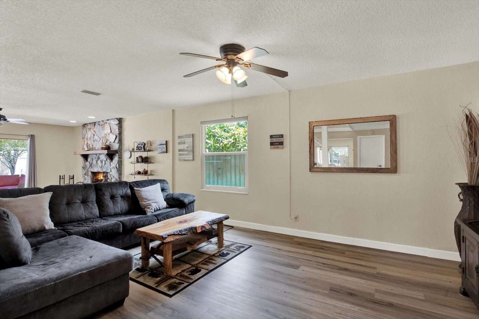 ROSETREE PLACE - Residential