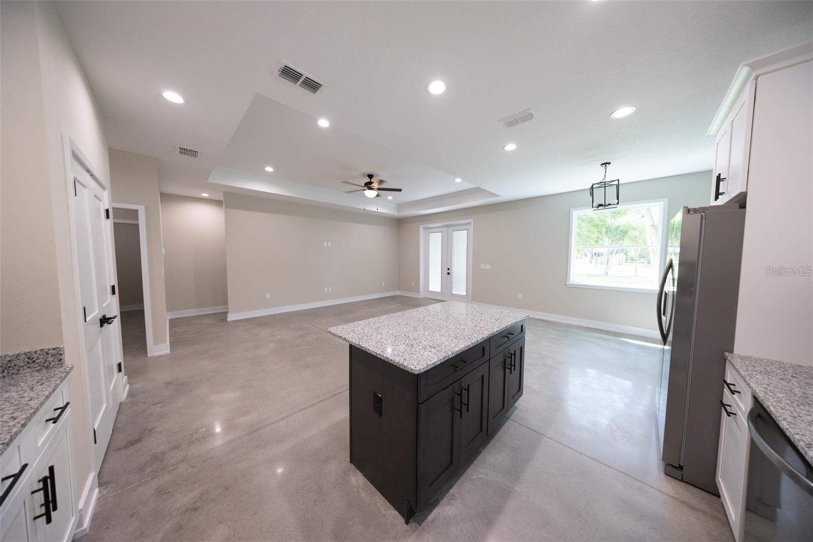 CUTRONES LAKESHORE ADD - Residential