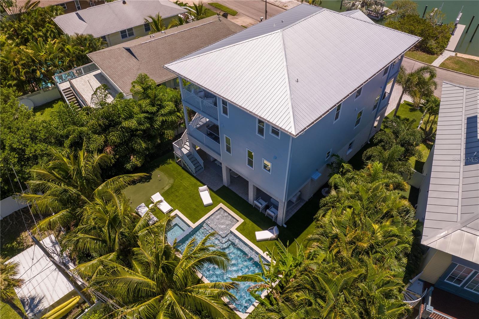 DON CE-SAR PLACE - Residential