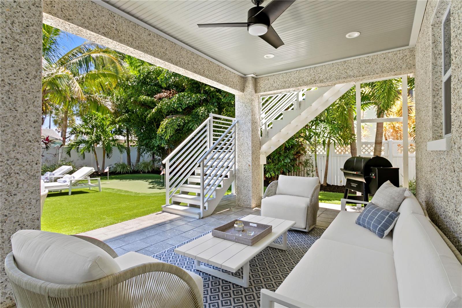DON CE-SAR PLACE - Residential