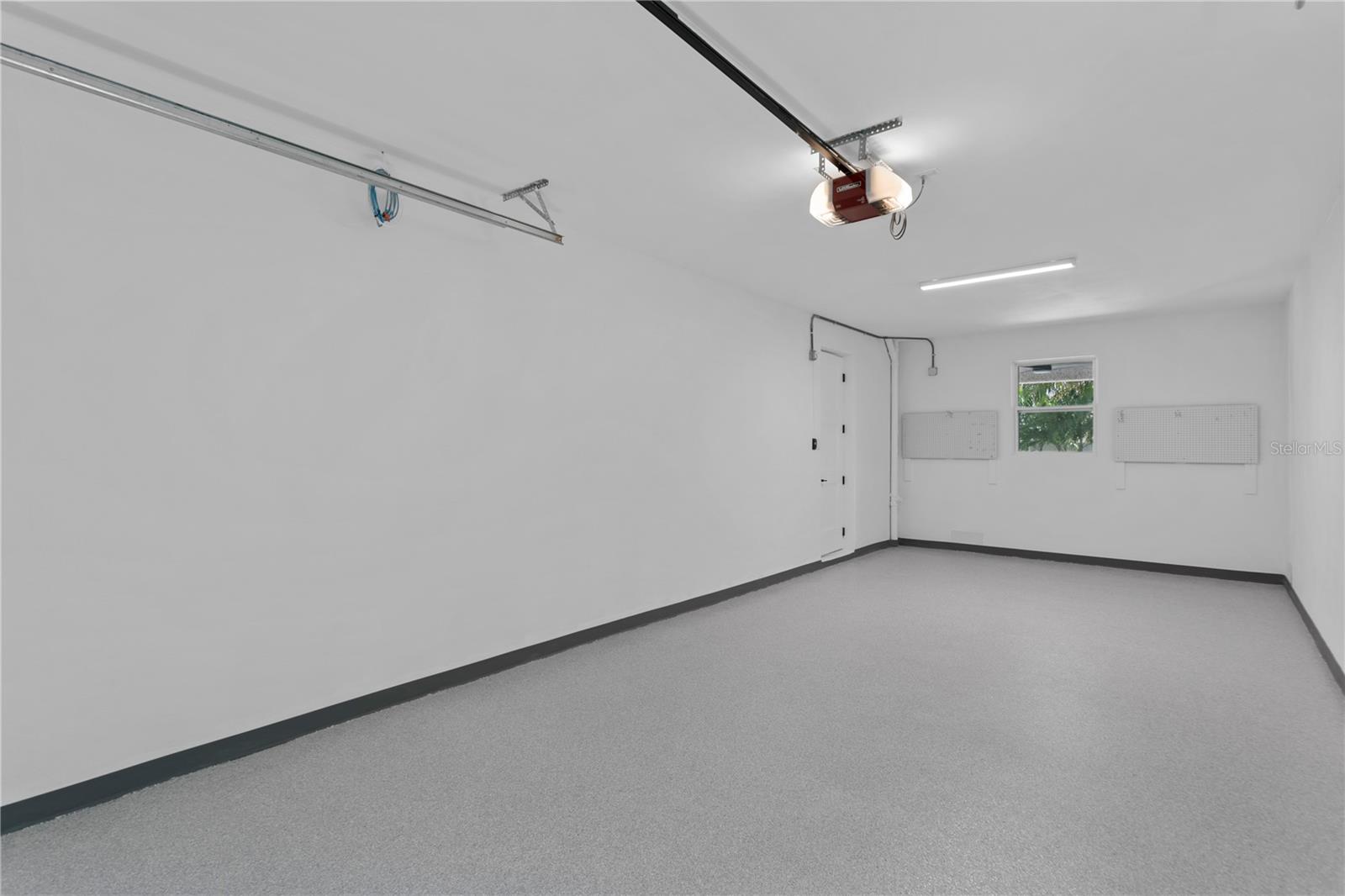 DON CE-SAR PLACE - Residential