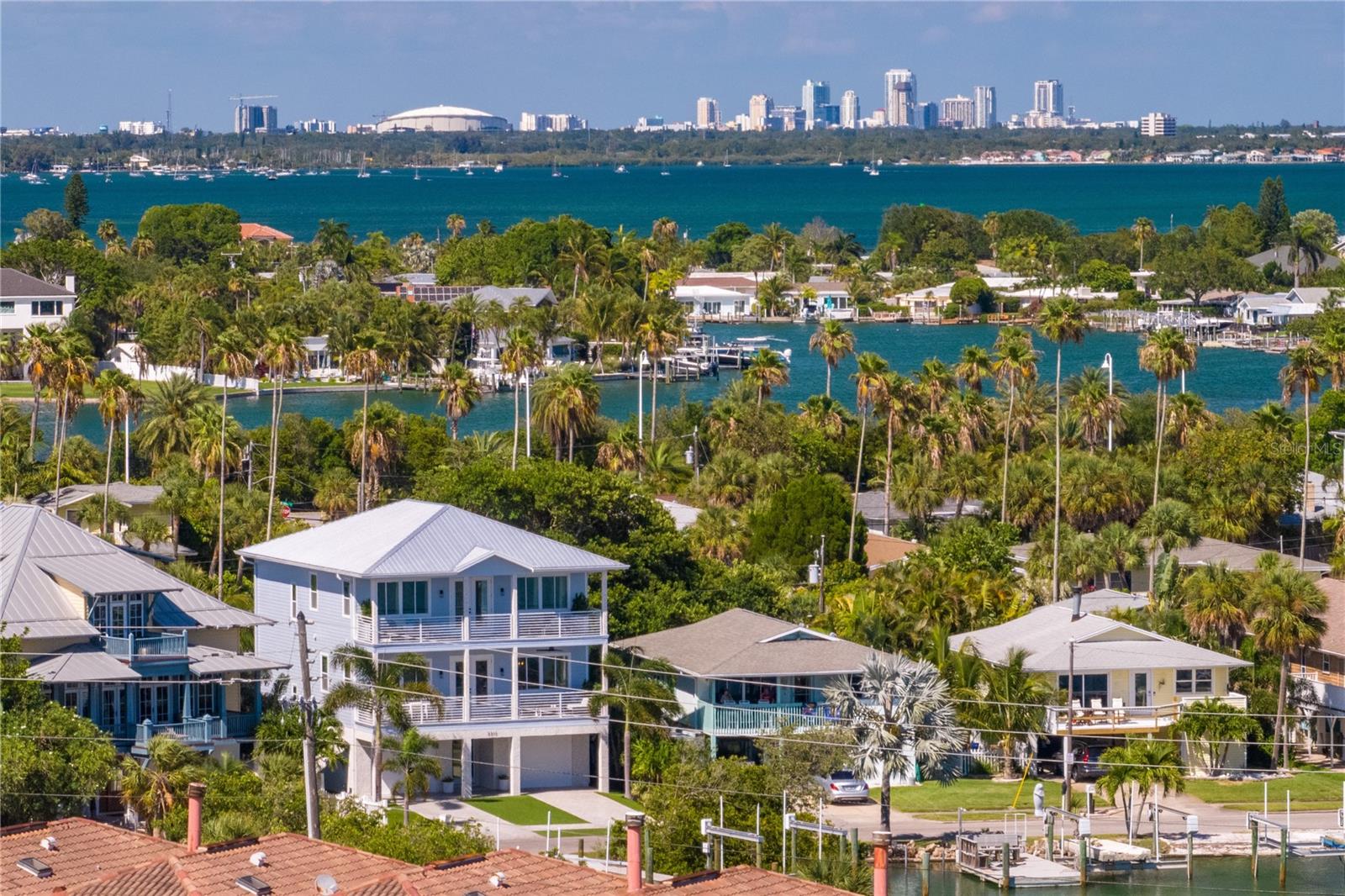 DON CE-SAR PLACE - Residential