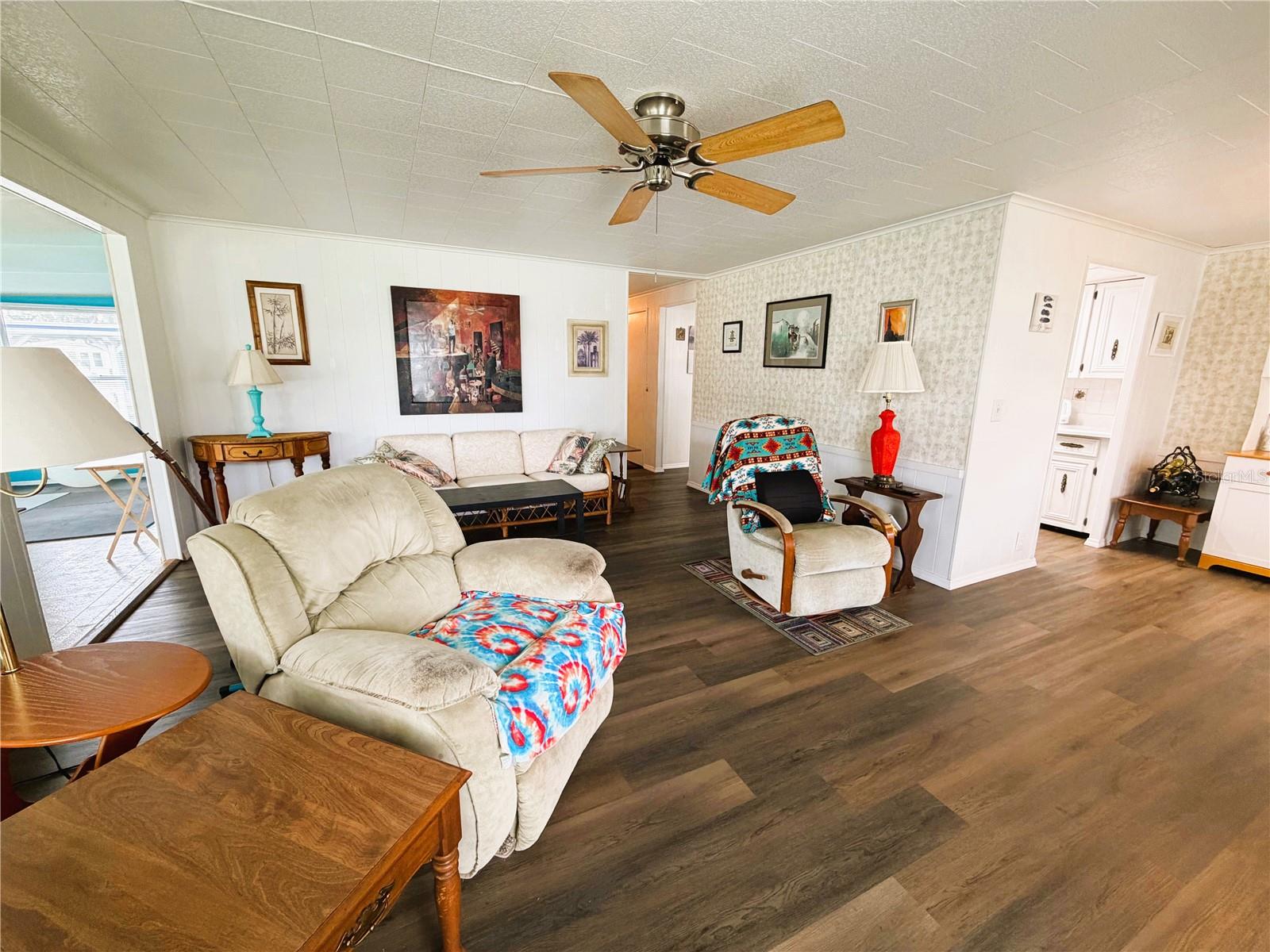 HAWTHORNE AT LEESBURG A COOP - Residential