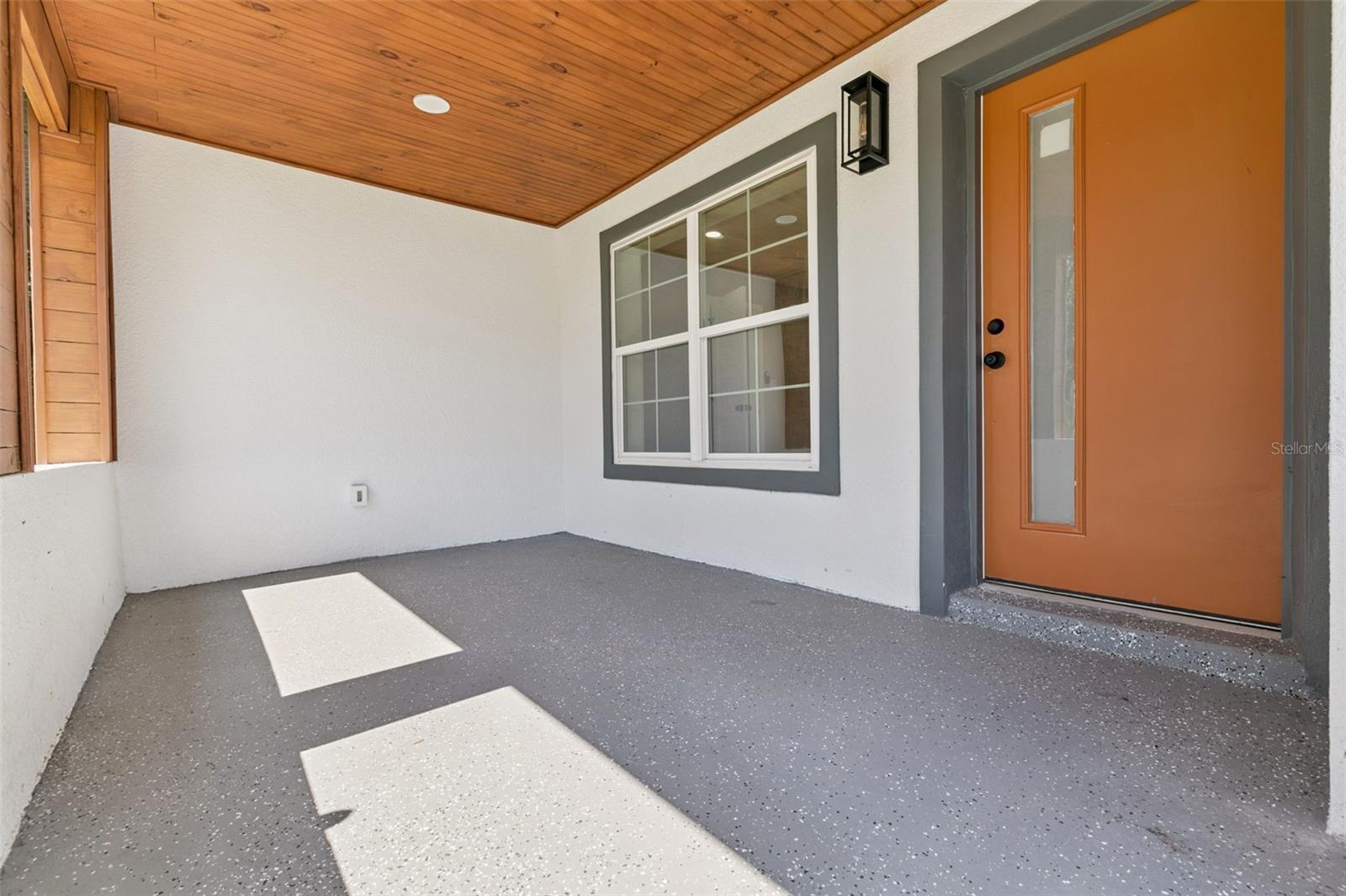 WINDMILL POINTE - Residential