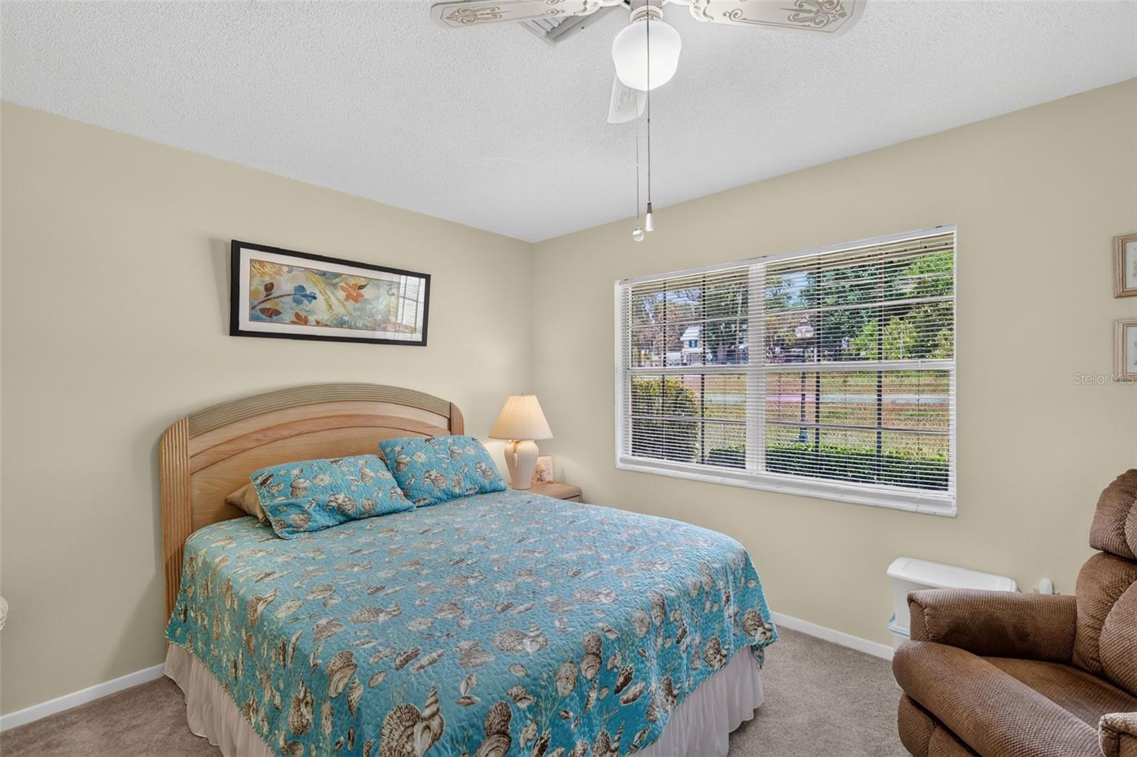 MOUNT DORA PARK SOUTH CONDO UNIT 01 - Residential